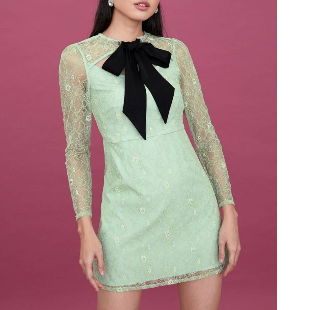 Pomelo Oversized‎ Bow Lace Accent Dress - Light Green